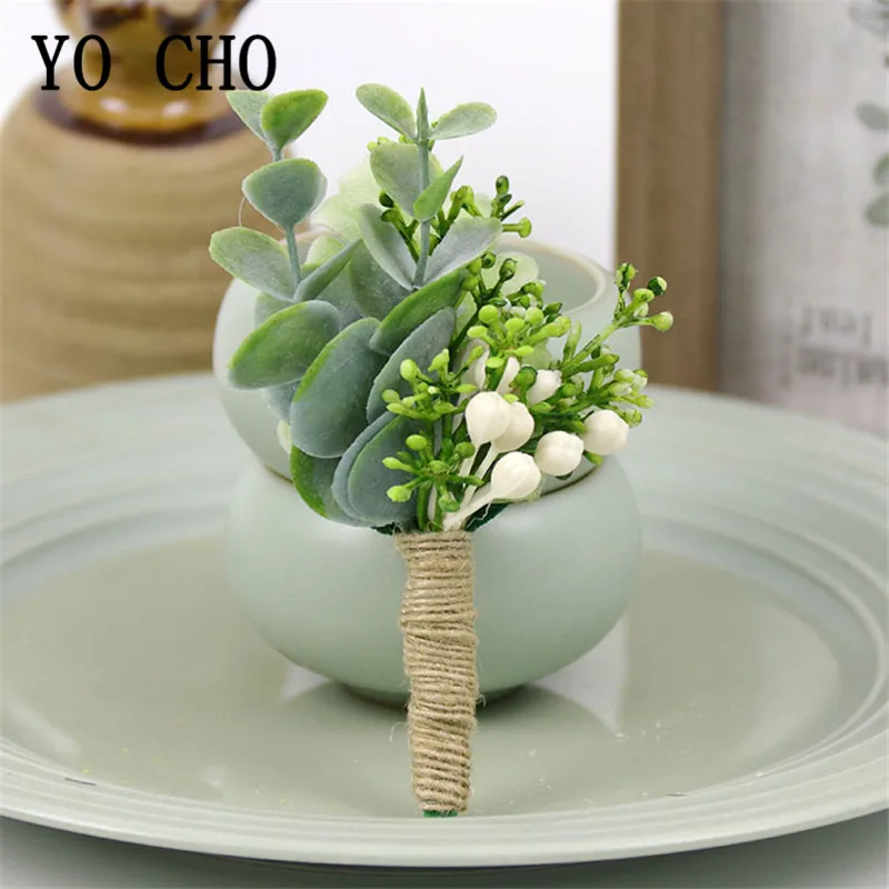 YO CHO Wrist Corsage Christmas Berries Wedding Boutonniere Forest Style Girl Bracelet Eucalyptus Leaves Men Wedding Boutonnieres