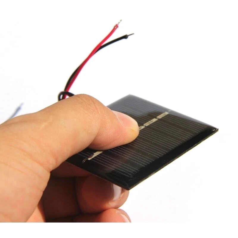 Pannello solare policristallino 0,3 W 3 V con filo Caricatore solare fai-da-te per studio di luci a batteria 2 V-3 V 65 * 48 MM 10 pezzi