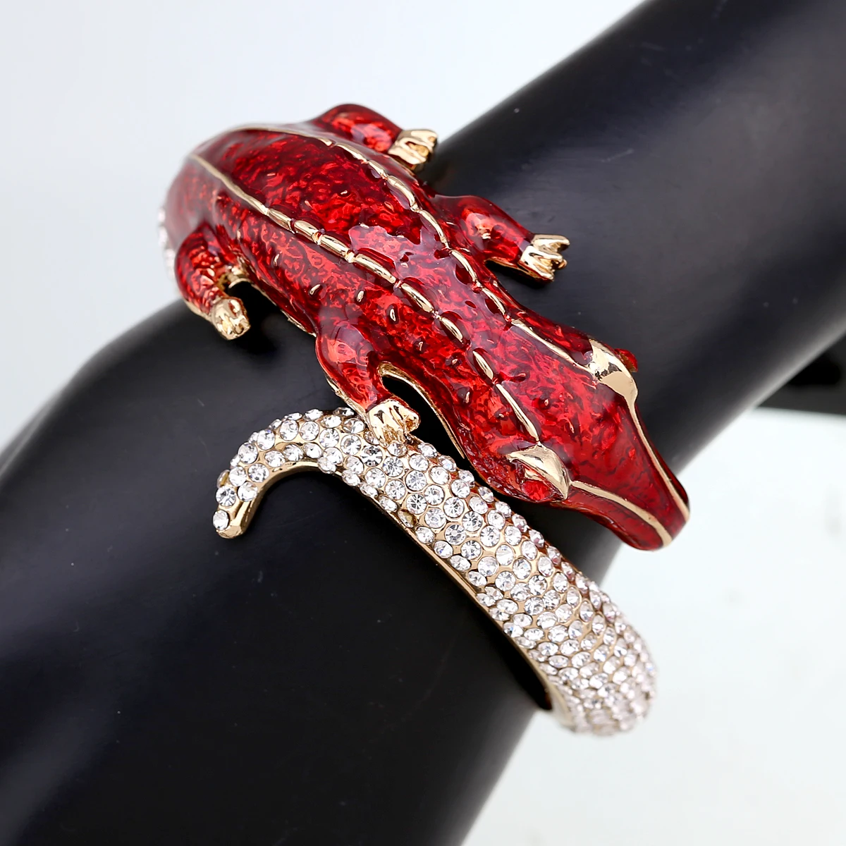 Hot Selling Fashion Crocodile Cuff Bangle Bracelet for Women Golden Color Plated Statement Animal Bangle Drop-Shipping BR-03126