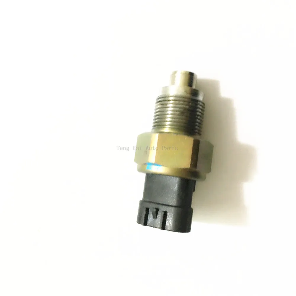 

For Toyota avensis rail pressure sensor 89458-20020,8945820020,499000-4430