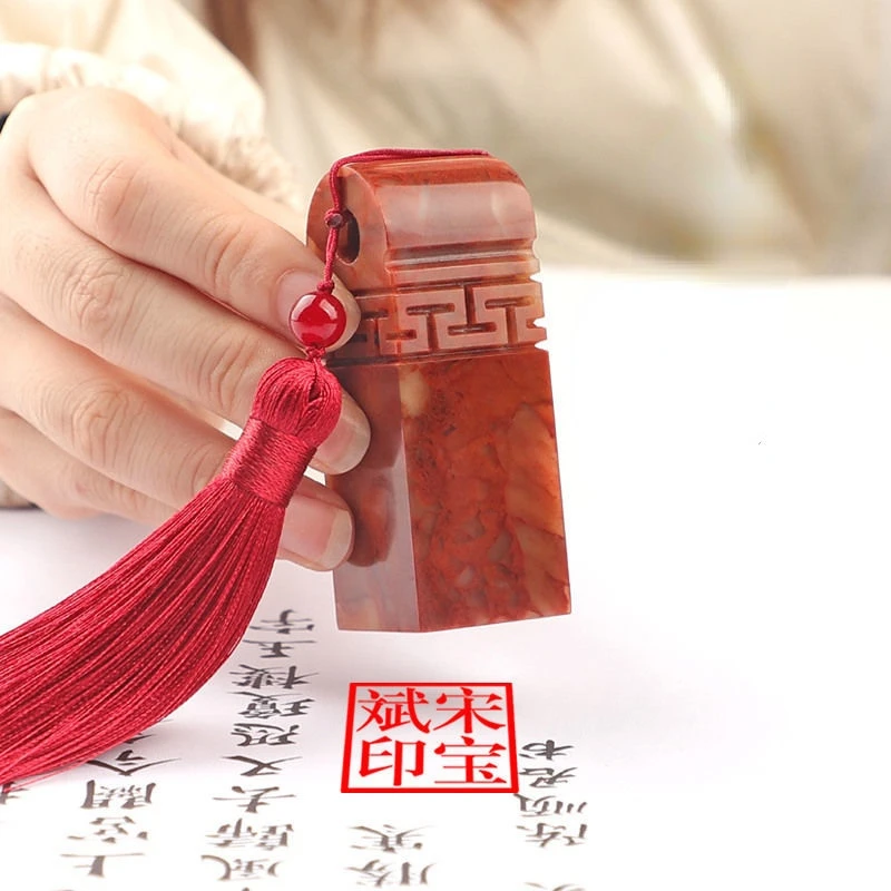 

Natural Stone Personal Name Stamps Custom English Chinese Name Seal Calligraphy Stamp Portable Kid Student Teacher Painter Seal