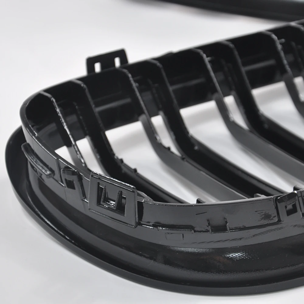 A Pair Car Front Bumper Grill For BMW E90 E91 3 Series 320i 325i 328i 330i 2009-2012 Carbon Fiber Look Front Kidney Grille