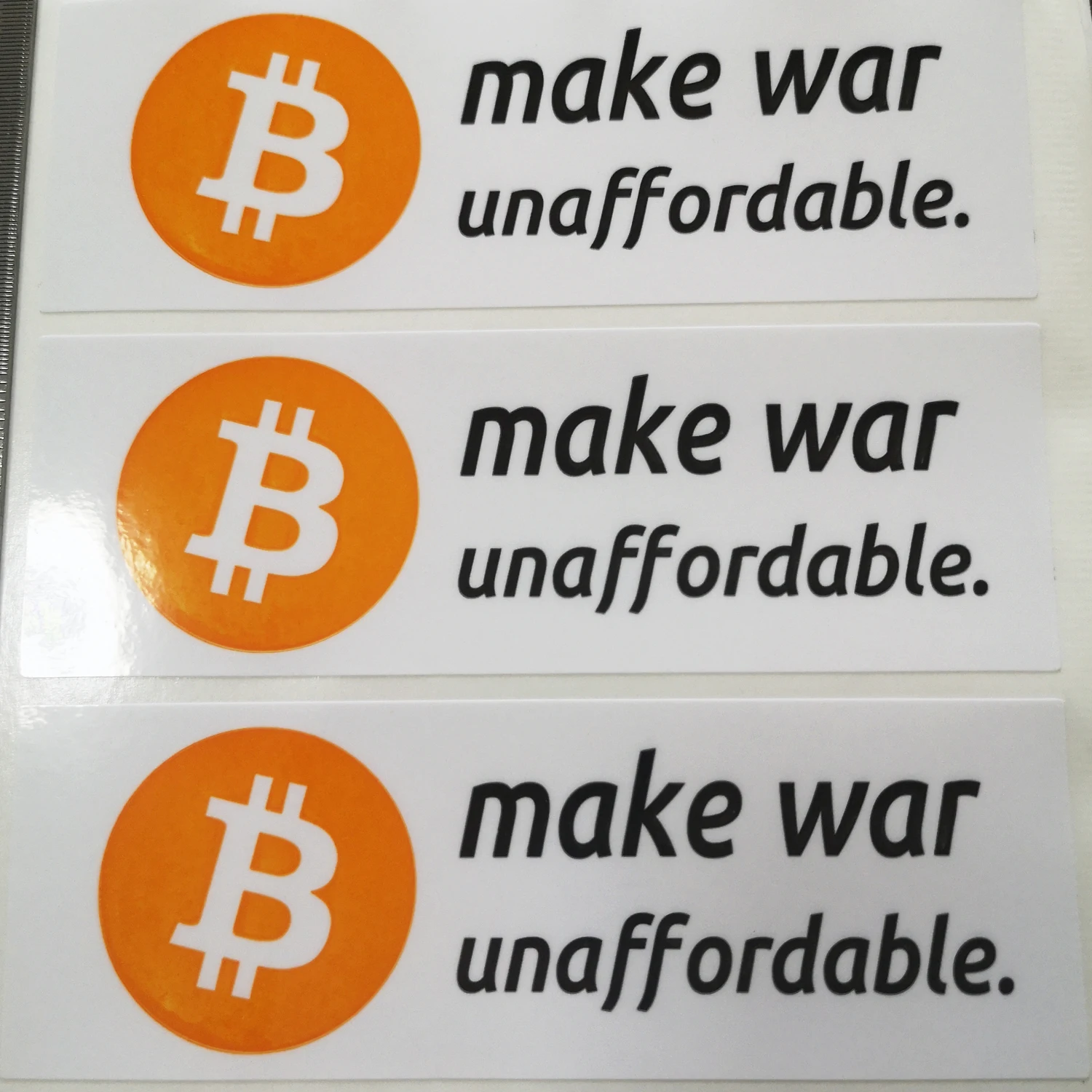 Imagem -04 - Papel Autocolante de Bitcoin Parade Criptomoeda Etiqueta Inacessível Faça Guerra Futura Moeda da Paz Mundial Faça Moeda 105x35 cm 20 Pcs Fãs