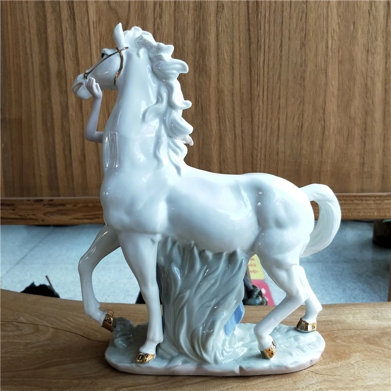 Imagem -03 - Porcelana Antiga Princesa Estatueta Ornamento Miniatura de Cerâmica Cavalo Branco Decoração de Casa Artesanato Dia dos Namorados Presente para a Filha