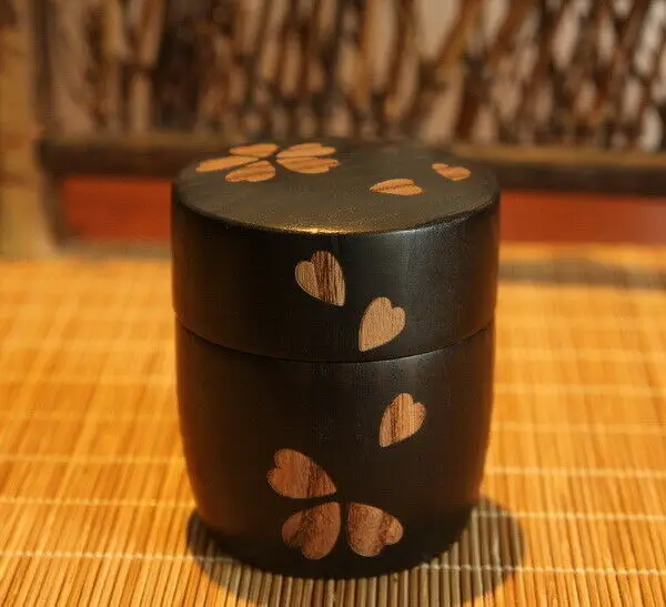 

Japanese-style solid wood lacquer tea caddy cherry blossom Portable wood box