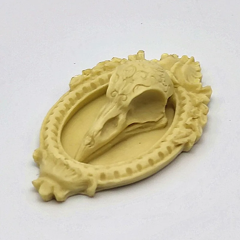 Small exquisite crow skull silicone mold making plaster resin model jewelry kitchen diy sugar icing chocolate cake tool