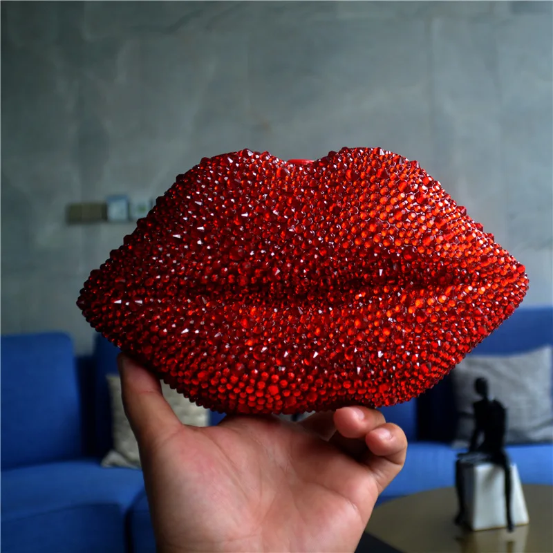 Designer Luxury Lip Shape Rhinestones Bling Purse Crystal Diamond Shoulder Bag Diamond Handbags Cosmetic Lip Bag for Woman