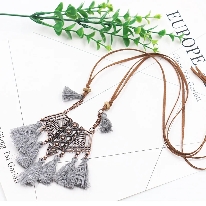 Bohemia Long tassel women\'s necklaces Long Leather chain Sweater chain Ethnic round tassel necklaces for women wholesale