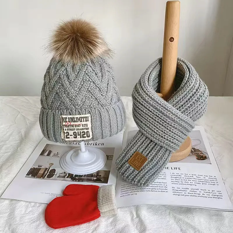 Gorro de lana de tres piezas para niños y niñas, bufanda cálida, guantes combinados, puente de bebé, gorro de punto, invierno y otoño