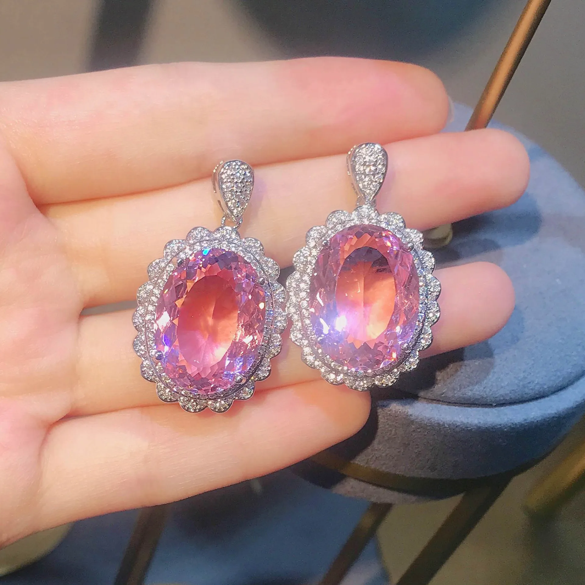 Foydjew Color Treasure Jewelry Sets Simulation Pink Morgan Stone Pendant Open Ring Super Flash Pink Zircon Necklaces Earrings