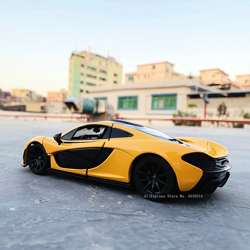 Rastar 1:24 McLaren P1 Static Simulation Diecast Alloy Model Car Toy collection Christmas gift models car