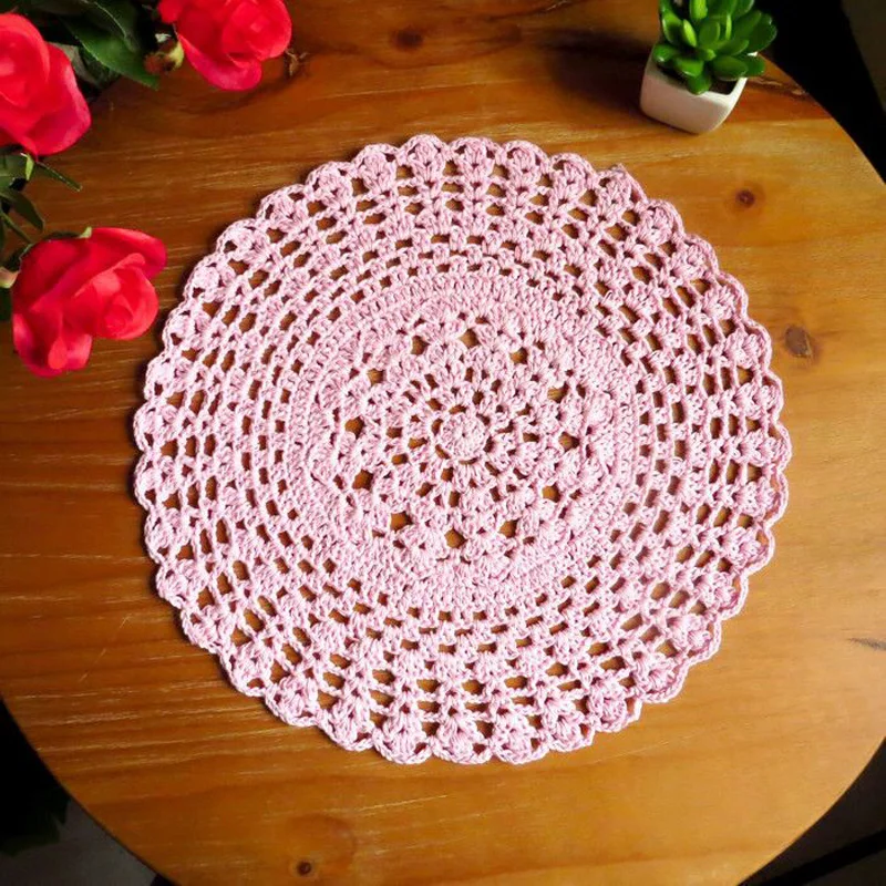 About 35CM Round Luxury Red Pink Cotton Crochet Flowers Lace Table Cloth Dining Coffee Tea Cup Mat Wedding Table Placemats