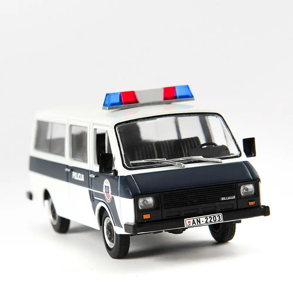 Alloy Diecast RAF-22038 Polices Car Russian Raf Car Ambulance Model Vehicles Collectible DeAGOSTINI 1/43  for Fans Holiday Gifts