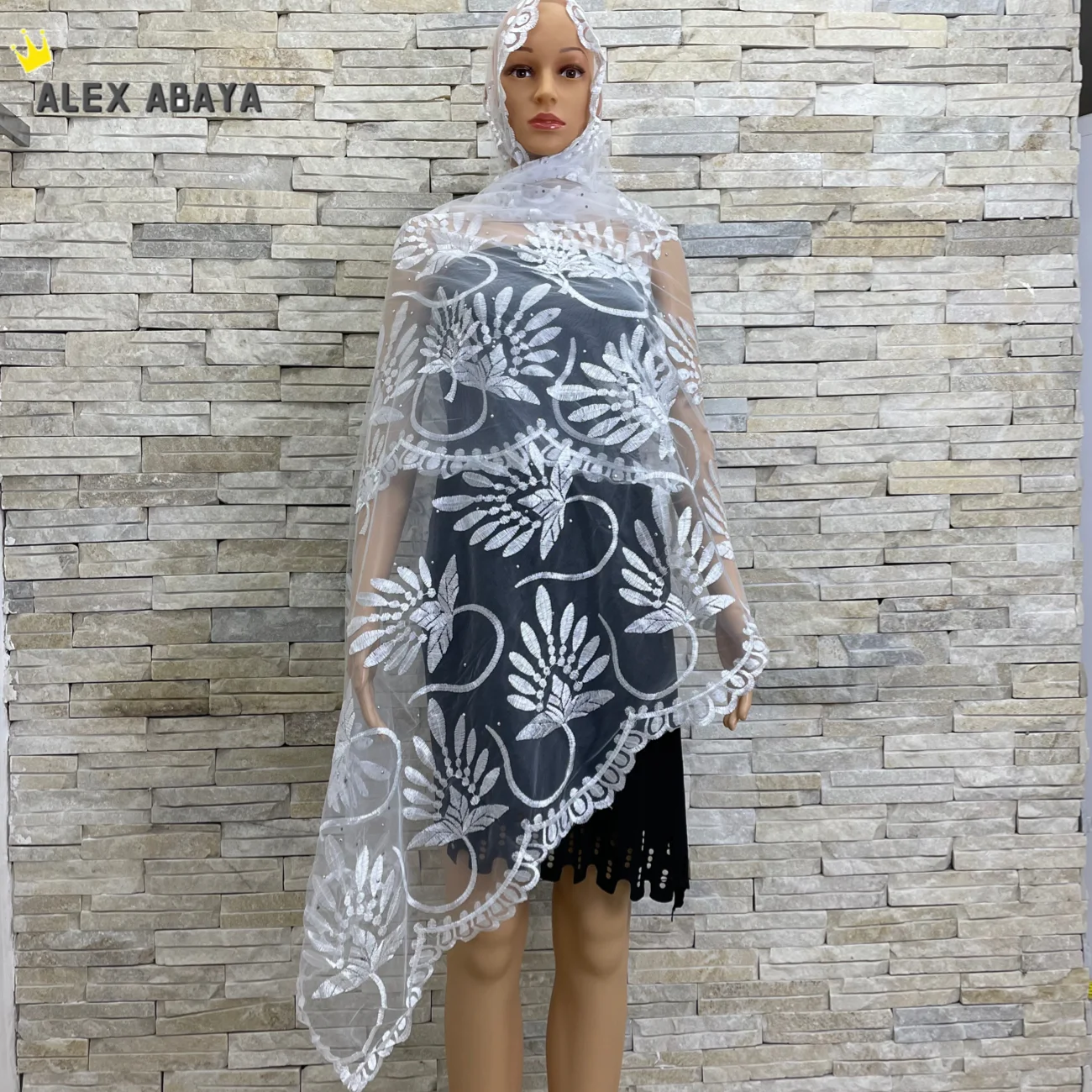 2021 African Women Hijab Soft Net Scarf Dubai Fashion Headwraps Embroidery Muslim Hijab Scarf for Shawls Wraps Islamic Turban