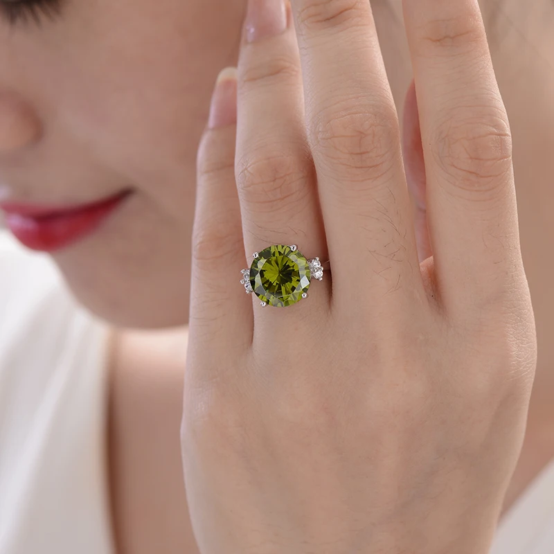 Anéis para mulher 2017 prata 925 jóias solitaire verde spinel seção fina jóias festa de noivado para meninas presente natal