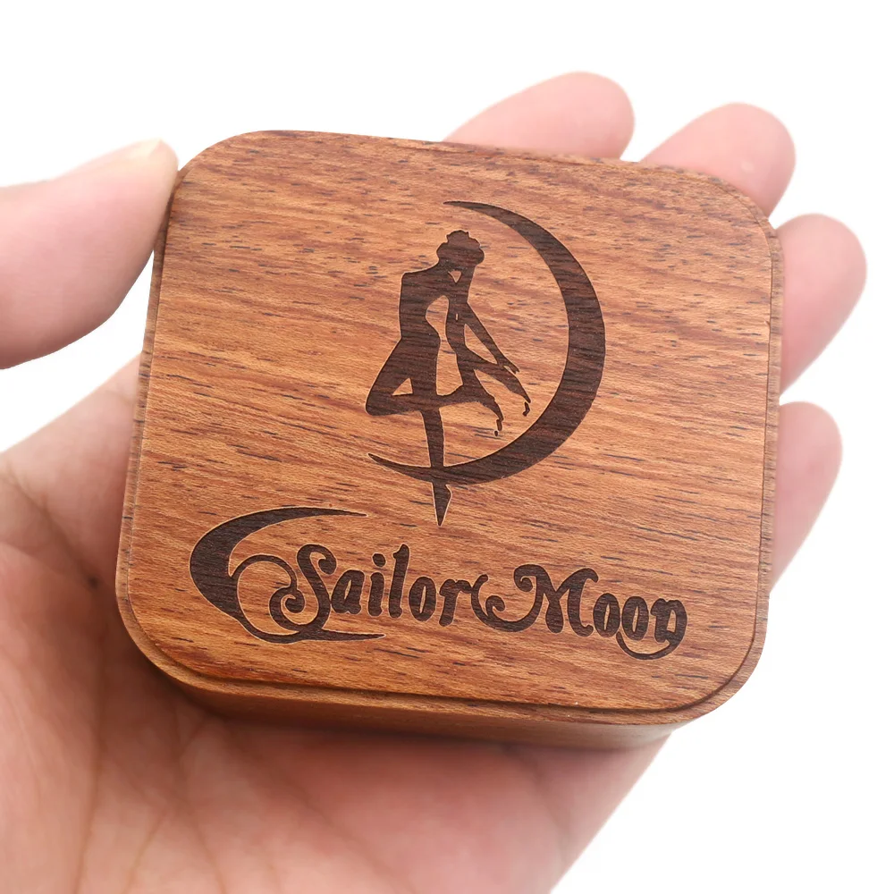 Rosiking Moonlight Densetsu sailor moon Rosewood Box Music Box Wood Carved Mechanism Musical Wind Up Gift for Birthday