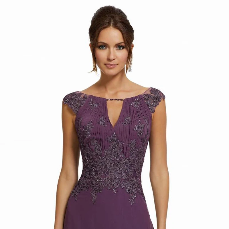 Customized Dark Purple Chiffon Mother of the Bride Dresses Lace 2024 Mother Gowns Cap Sleeves Wedding Party Gowns Appliqued