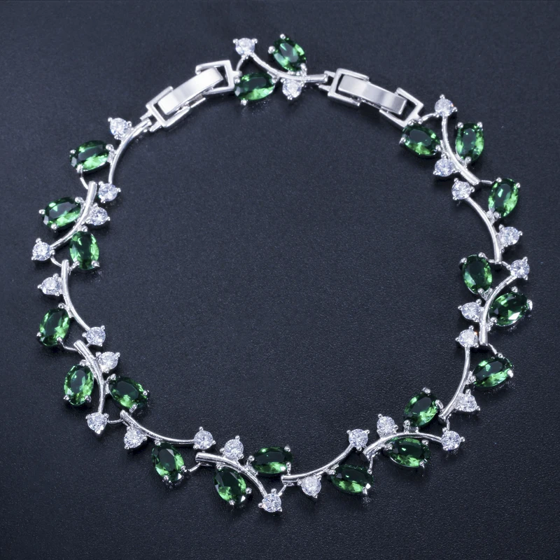 CWWZircons 6 Farboptionen Weißgoldfarbenes Handgefertigtes Österreichisches Kristall-Tennisarmband in Lila für Damen Großhandel S0099 – Detail 3