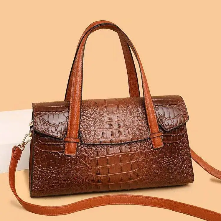 

Crocodile leather woman bag 2022 on the new retro trend bag simple texture fashion hand bill of lading shoulder bag E3