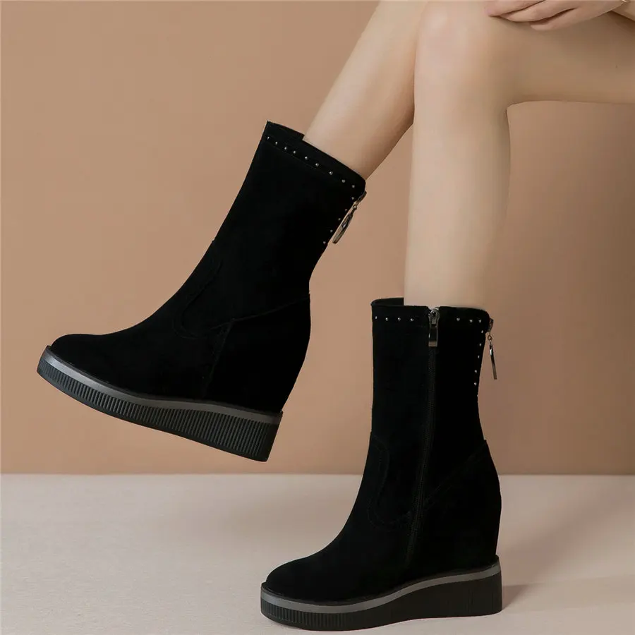 

Winter Warm Shoes Women Genuine Leather Wedges High Heel Motorcycle Boots Female Round Toe Tall Fashion Sneakers Casual Shoes