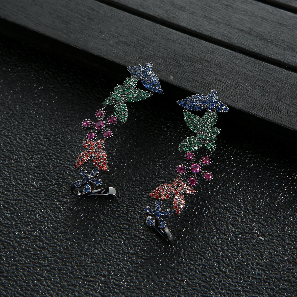 여성을위한 럭셔리 나비 스터드 귀걸이 웨딩 큐빅 지르코 - Women Accessories Dubai 리뷰 및 가격