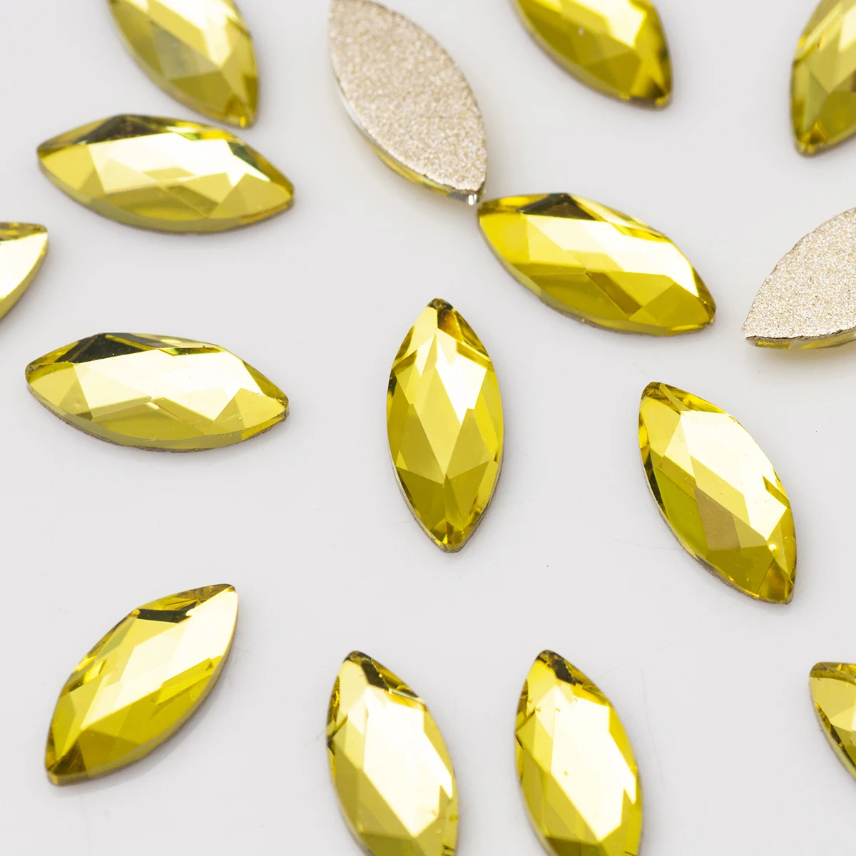 100 stücke Super Glitter Nail art Strass Pferd Augen Flatback Kleber Auf Kleid Glas Kristalle Für DIY Handwerk Tanzen Kleid – Detail 15