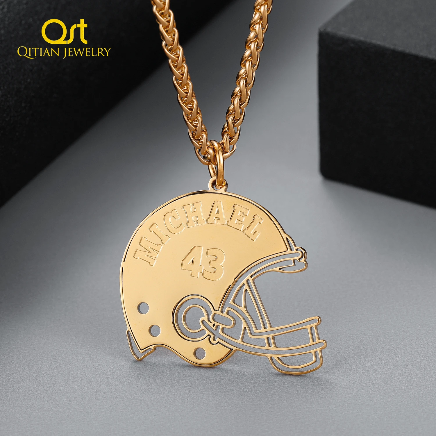 Customized Name Necklace With Football Helmet 18K Gold Plate Stainless Steel Jewelry Personalise Corrosion Pendant Gift For Men