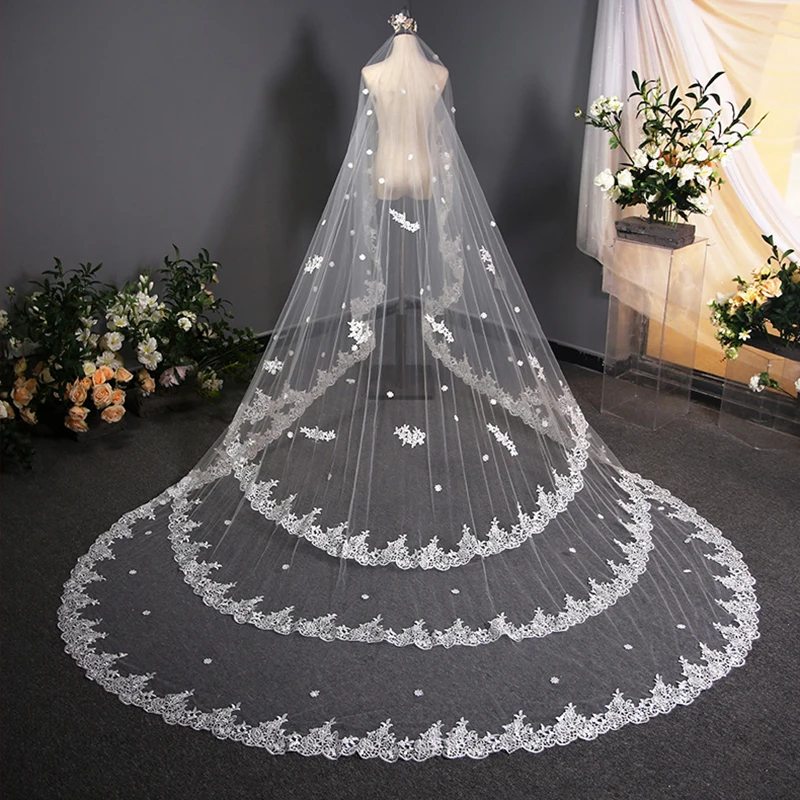 Real Photos Long Lace Wedding Veil 3.8 Meters Ivory Bridal Veil with Comb Blusher Bride Headpiece Wedding Accessories