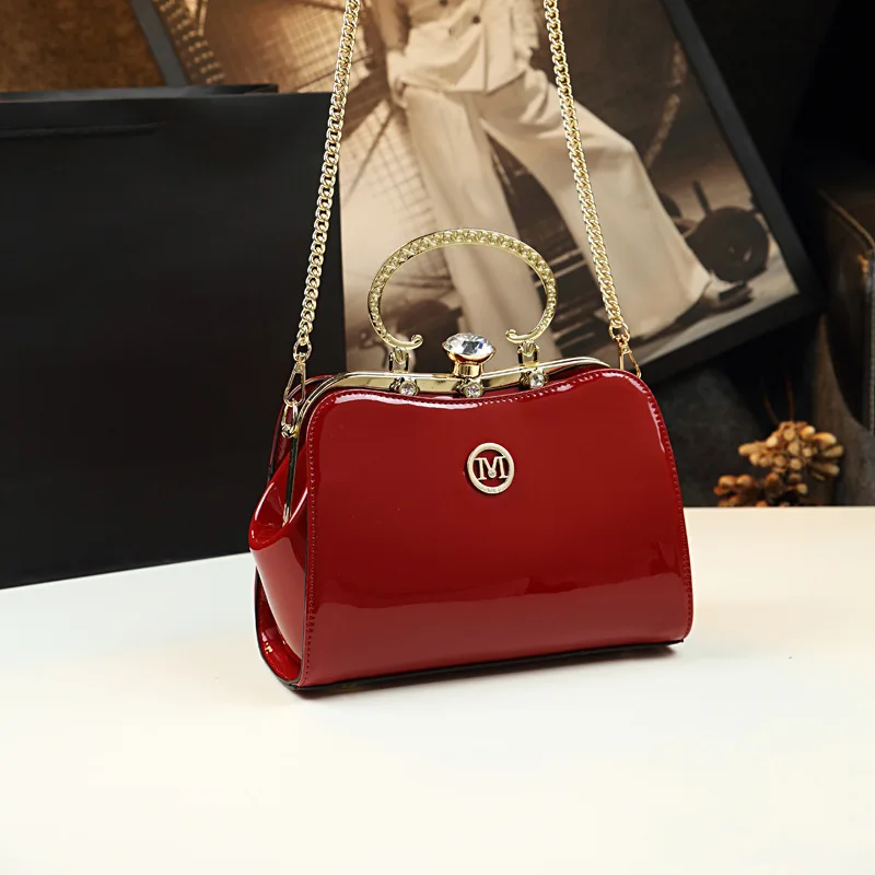 

Autumn new style patent leather simple one-shoulder messenger bag dress wild chain portable large-capacity female bag