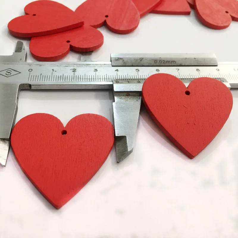 20pcs Red Love Heart Shape Wood Slice Pieces with Hole for DIY Craft Scrapbooking Wedding Diy Decor