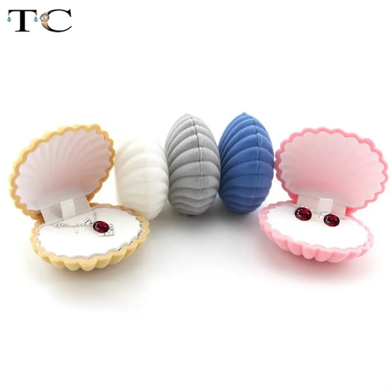 

Creative Shell Shape Lovely Velvet Wedding Engagement Ring Box For Earrings Necklace Bracelet Jewelry Display Gift Box Holder