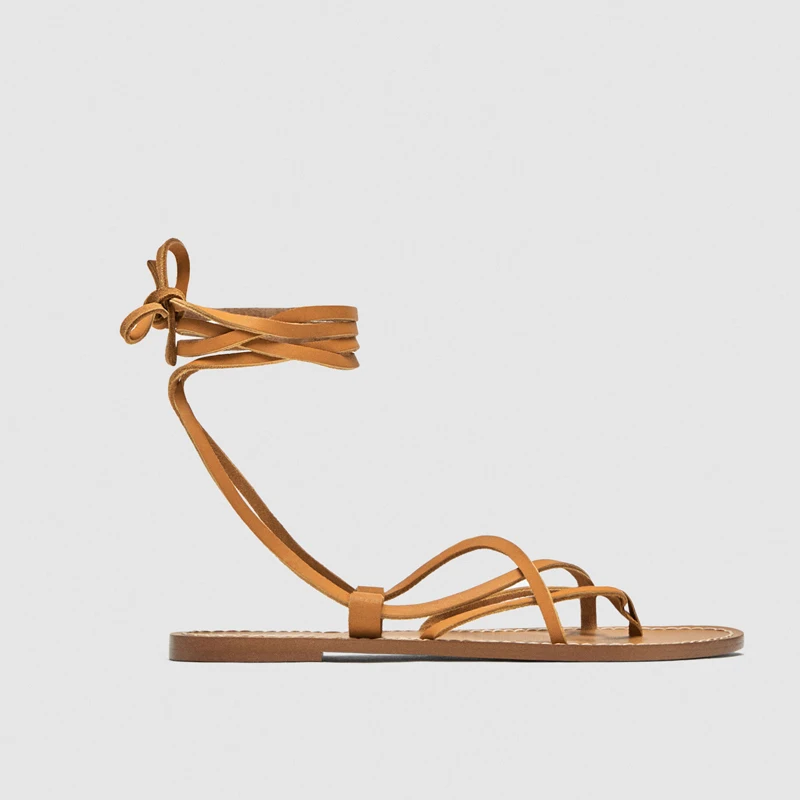 2024 Summer Flats Sandals New Rome Strappy Chic Bohemia Holiday Beach Shoes Woman Ankle Strap Casual Flat Sandalias Flip Flops