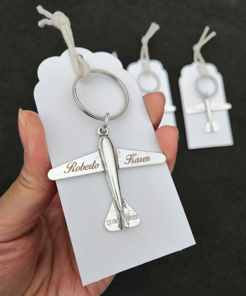 Customized Personalized Name Date plane Keychain Birthday Gifts Vintage Airplane Keychain Wedding Gifts For Guests Souvenirs