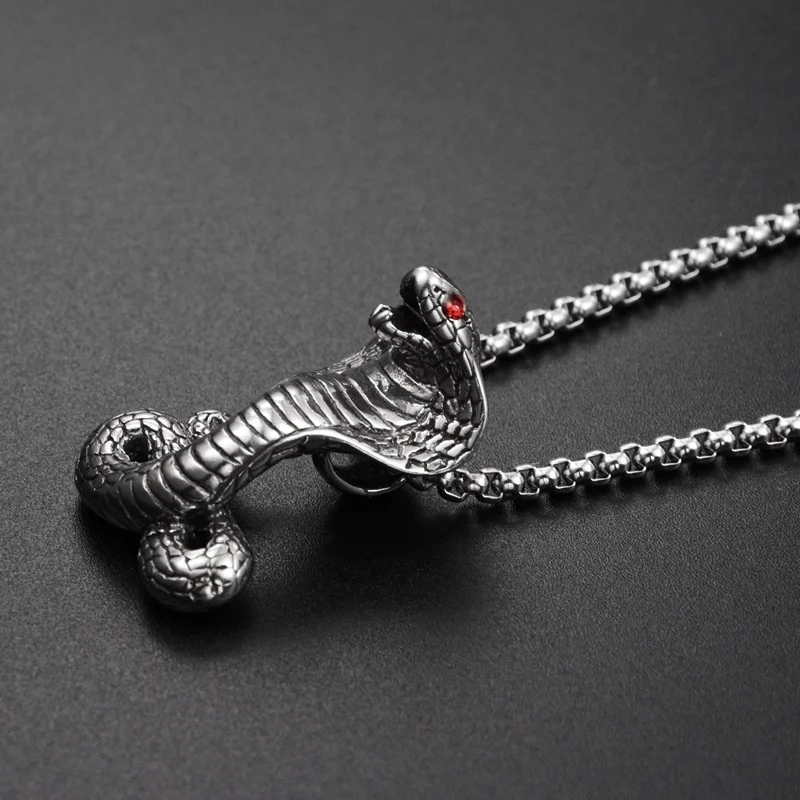 New Retro Cobra Shape Pendant Necklace Men's Necklace Fashion Metal Sliding Crystal Inlaid Pendant Accessories Party Jewelry - Image 3