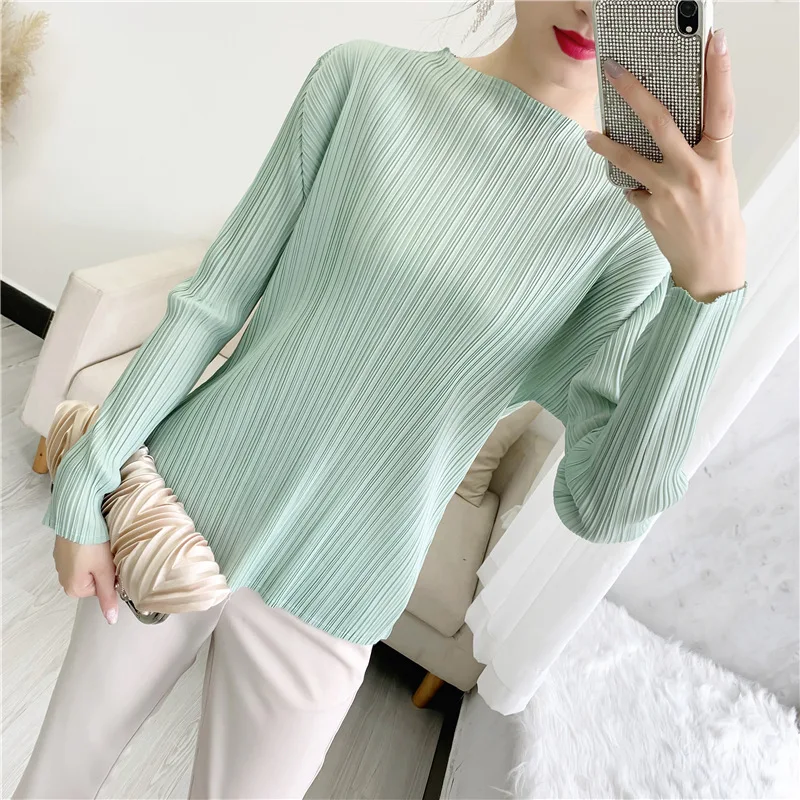 2021 autumn new loose skinny t-shirt miyake pleated women's slimming bottoming tops one-word collar basic folda tees for woman