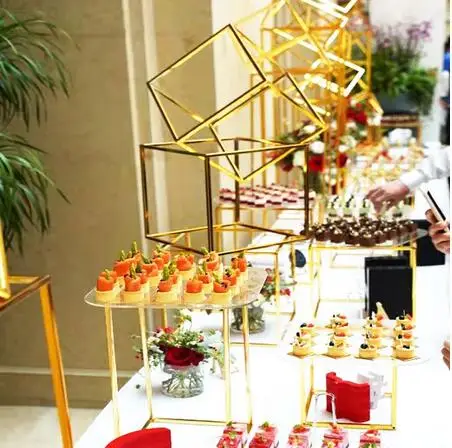wedding cake sweet food rack flower dessert holder Dessert table display rack set cake stand buffet banquet tea break metal rack