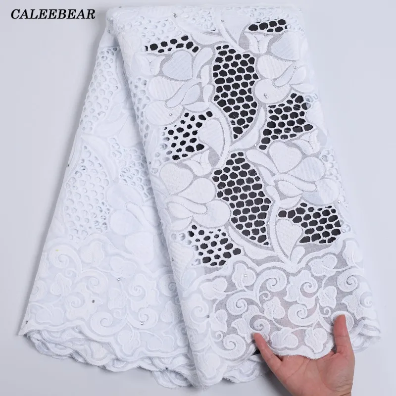 Latest African 100% Cotton Lace Fabric 2024 High Quality White Lace Embroidered Nigerian Swiss Voile Lace In Switzerland S2212