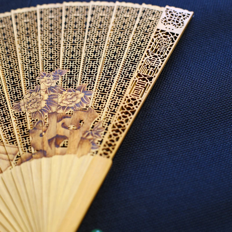 |in suzhou classical gift fans collectables - autograph crafts sandalwood fan fan Chinese wind restoring ancient ways