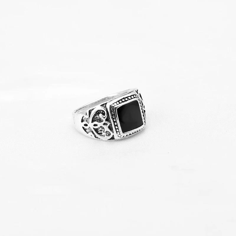 Punk Rock Vintage Heart Signet Ring Men Classicl Party Jewelry Male Wedding Black Men Square Enamel Ring