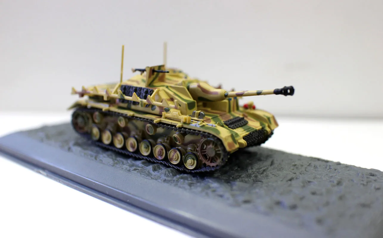 NEW 1/72 DeAgostini StuG IV (Sd.Kfz.167) Brigade 912 KURLAND(USSR) 1944 Military Tank Diecast Model for Collection