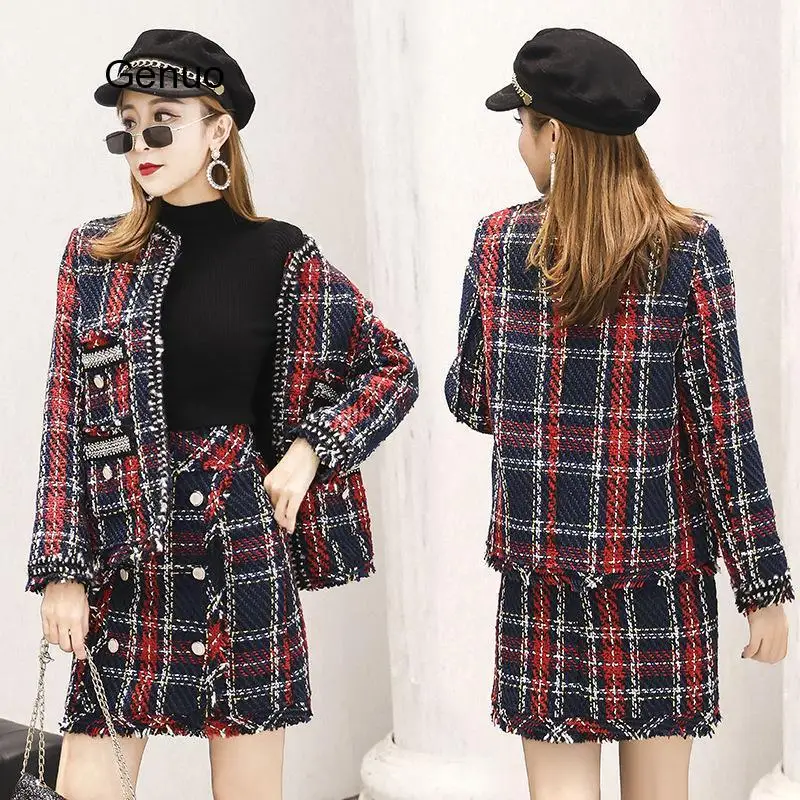 

2020 New Autumn Winter Runway Red Plaid Tweed 2 Piece Set Women Vintage Tweed Jacket Coat +Mini Tassel Wool Blend Skirt Suits