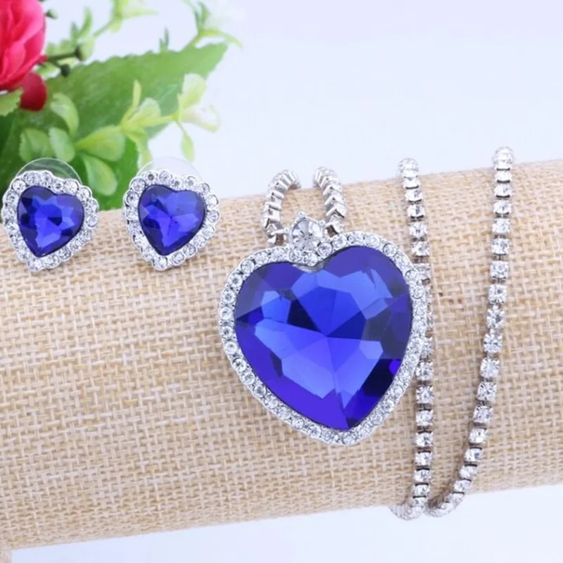 

Blue Crystal Zircon Titanic Heart of Ocean Pendant Necklace Stud Earring Set for Women Girls Classical Charm Fashion Jewelry Set