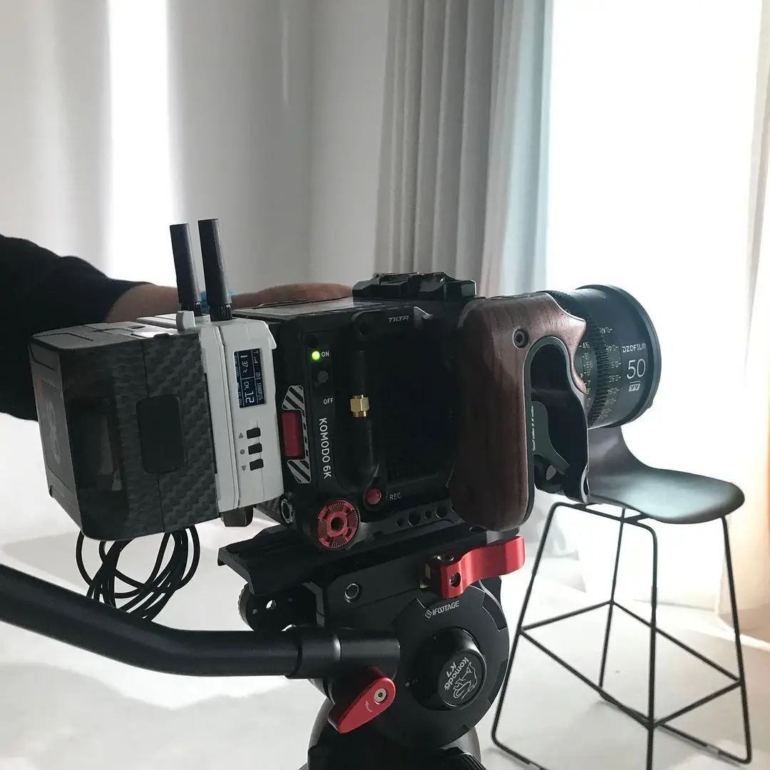 Vaxis ATOM600 KV Black for RED Komodo 600ft беспроводной видеопередатчик приемник 1080p камера