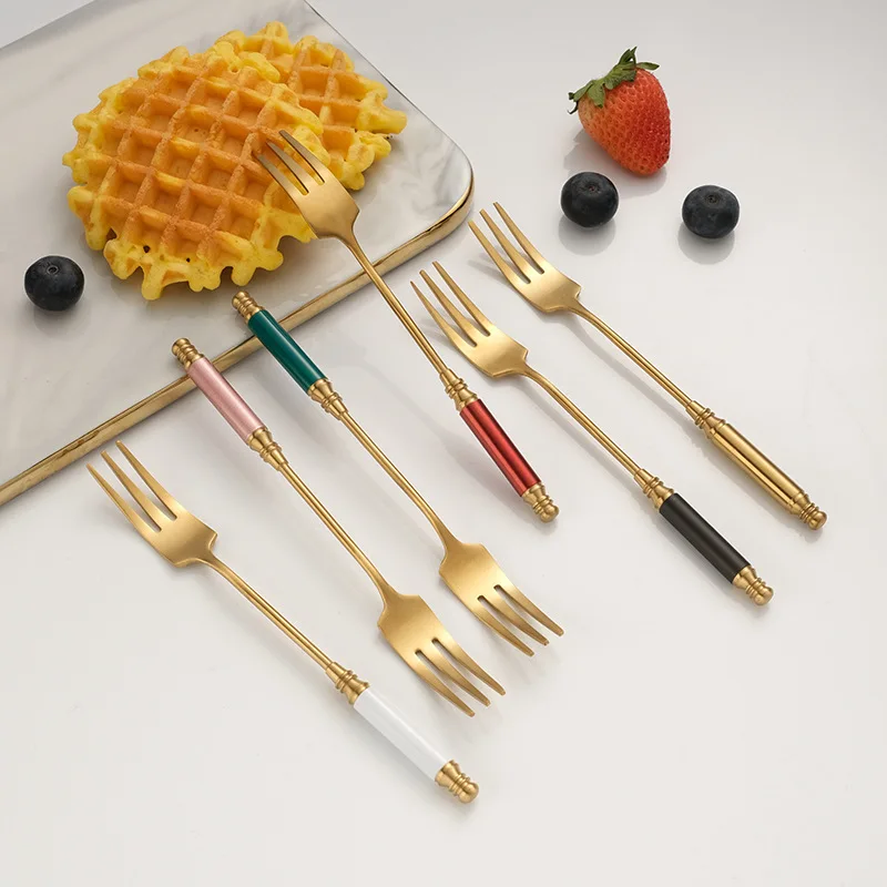 4 Pcs /lot 15cm 304 Stainless Steel Fruit Forks for Restaurant Cafeteria Home Party Dessert Fork Lovely Fruit Fork Tableware