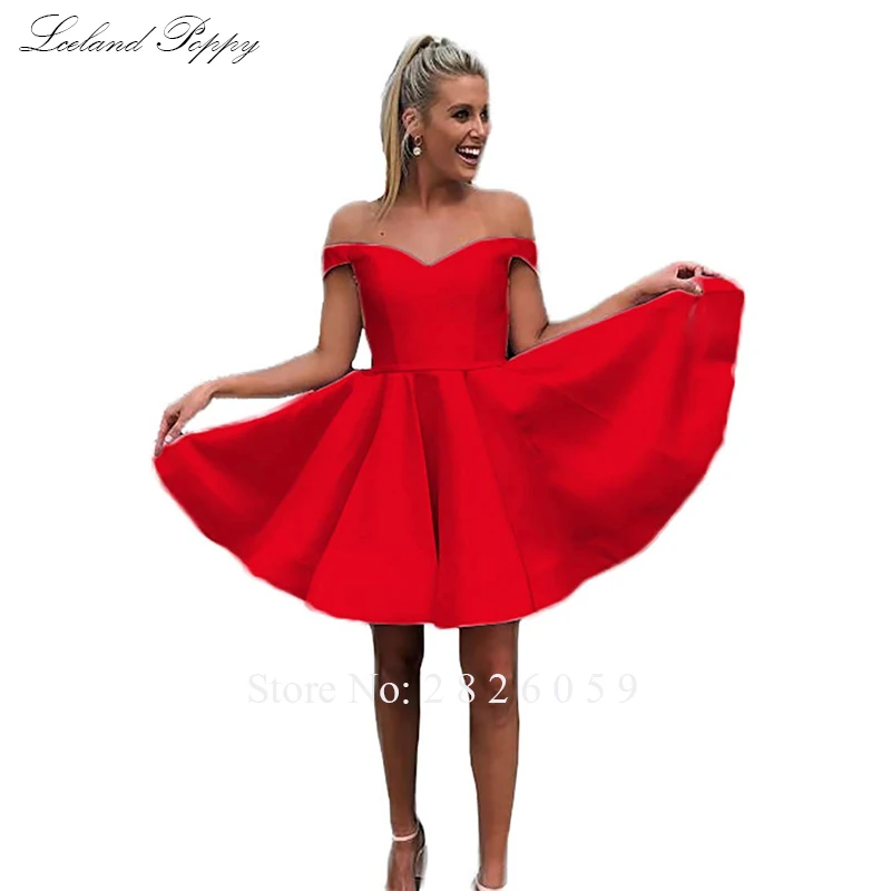 Lceland Gaun Homecoming Satin Off The Shoulder A-line Pendek Poppy untuk Yunior Gaun Pesta Prom Panjang Selutut Renda Tanpa Lengan