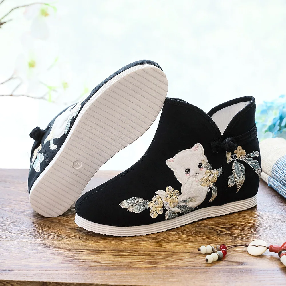 Veowalk Animal Embroidered Autumn Women Cotton Short Ankle Boots Comfortable Ladies Flat Booties Shoes Black Grey White Pink