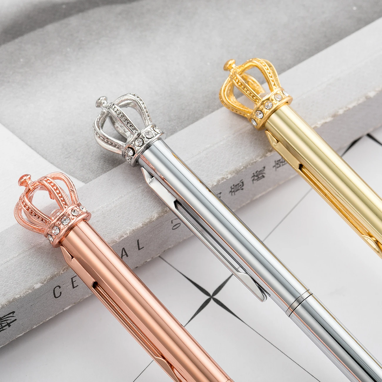 1-5-6-11 pcs Crystal Shiny Metal Crown Ballpoint Pen Interesting Ball Ballpoint Pen School Stationery School Office Supplies