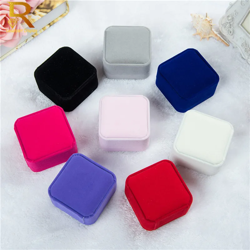 Wholesales High Quality Storage Presentation Necklace Pendant Jewelry Box Velvet Case Earrings Plastic Display Box 10 Colors