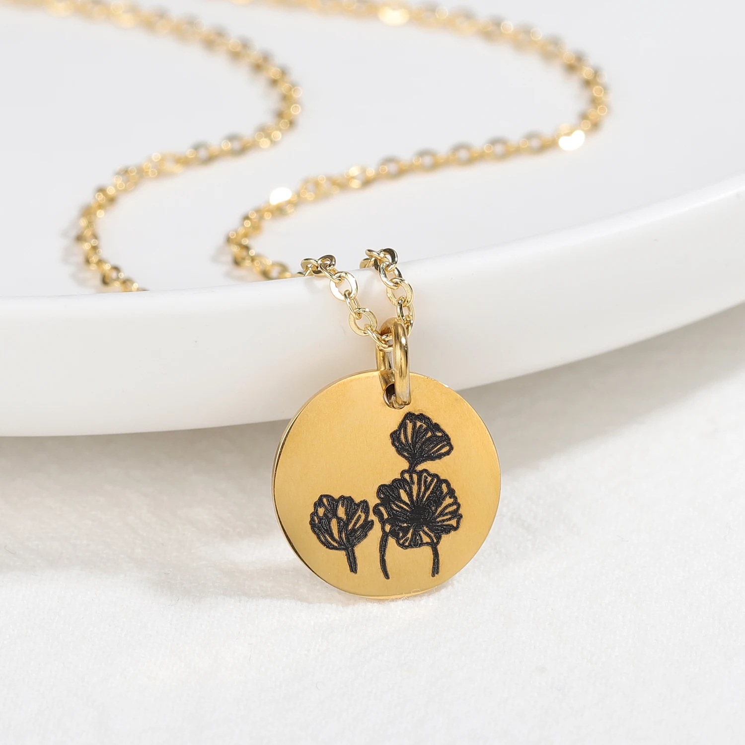 Personalizado nome colar grava flores padrão colar de aço inoxidável personalizado nameplated colares para o presente da jóia