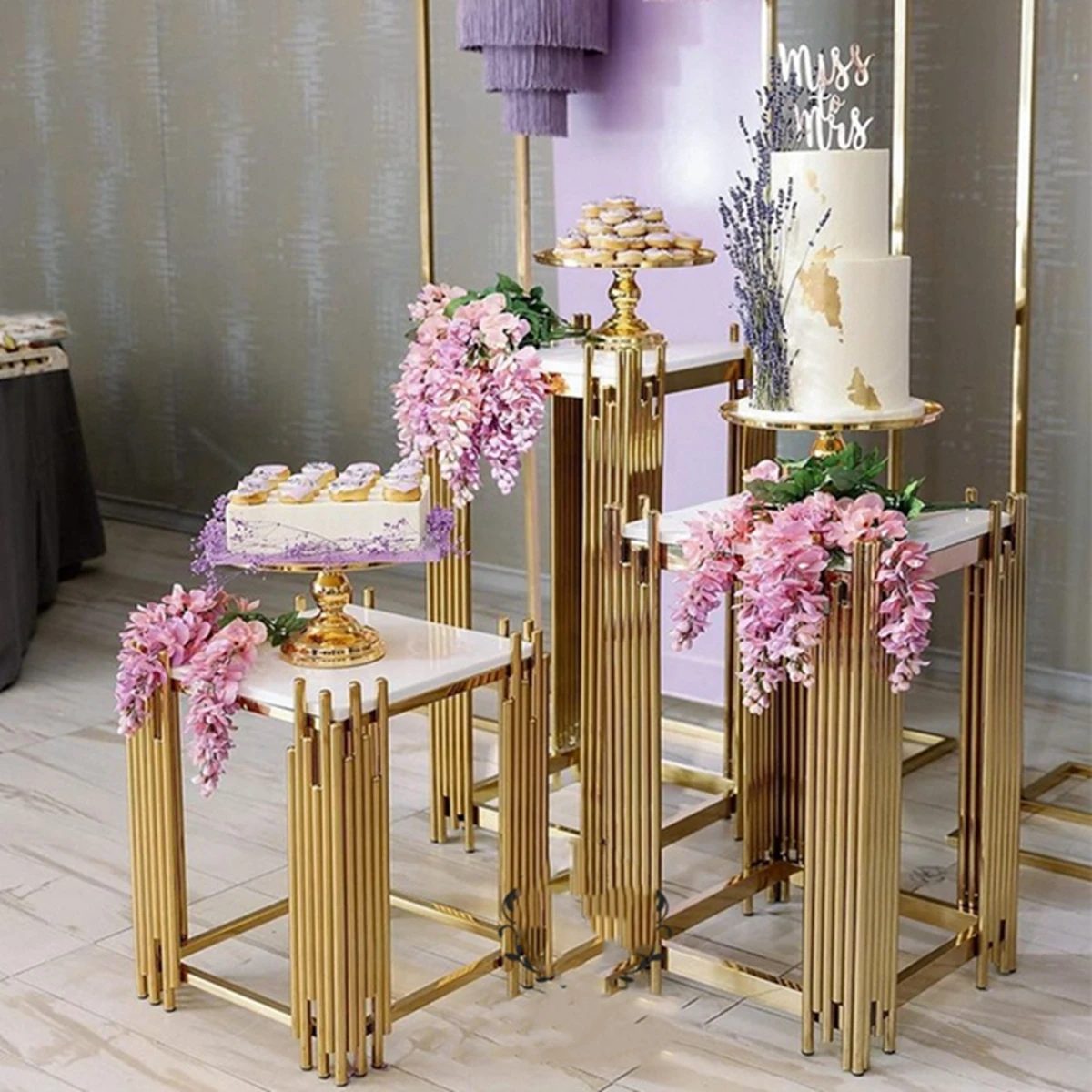 

Wholesale Stainless Steel Backdrop Stand Wedding Golden Round Arch Frame Background Flower plinth Wedding Stage Decorations